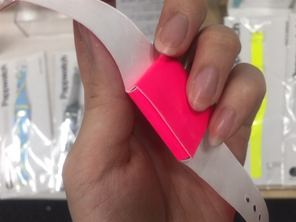 �A�C�E���C�N�E�y�[�p�[