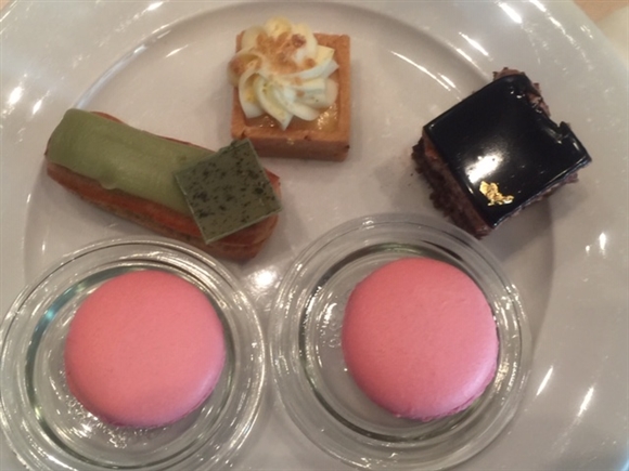 FOREX.com �m�b�N�A�E�g�I�v�V����